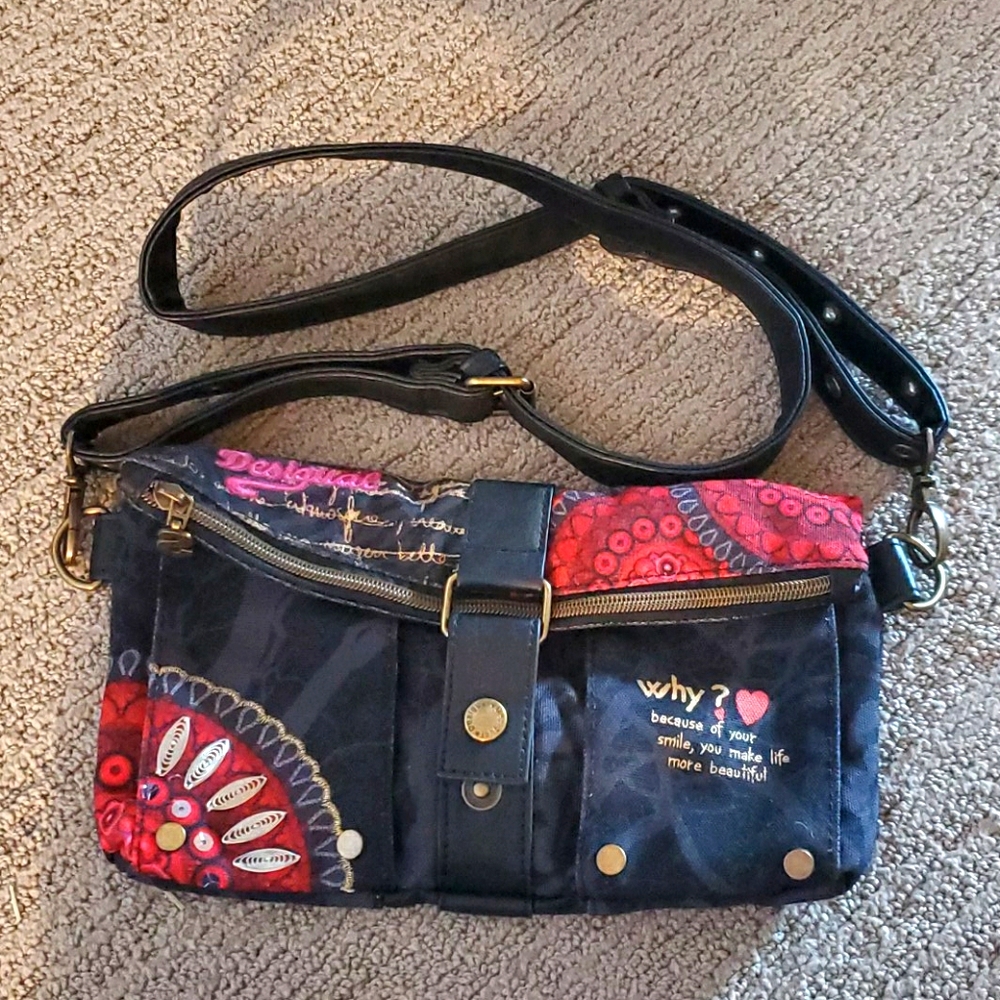 New w/out tags Desigual crossbody bag
